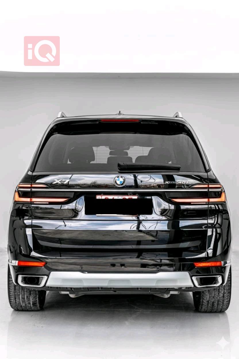 بي ام دبليو X7